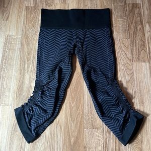 Lululemon capri pants size 2